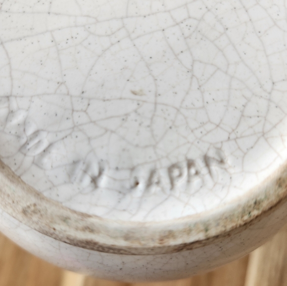 1970s Vintage Stoneware Floral Teapot - Made in Japan - Picture 8 of 8